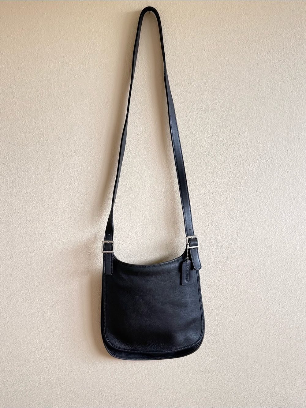 Vintage 90s Coach Hippie Flap Crossbody Bag
